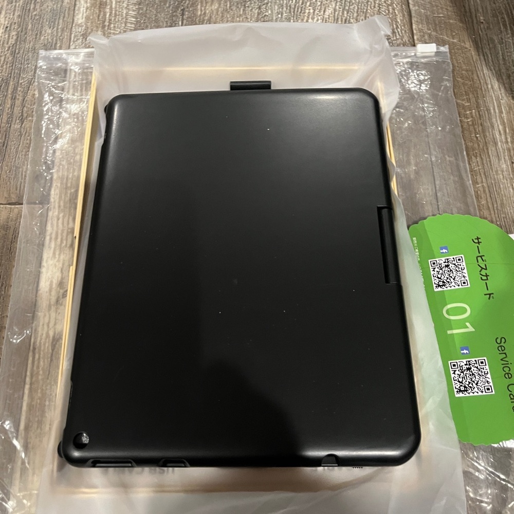 Wireless Keyboard for Tablets - Black New - Picture 3 of 8